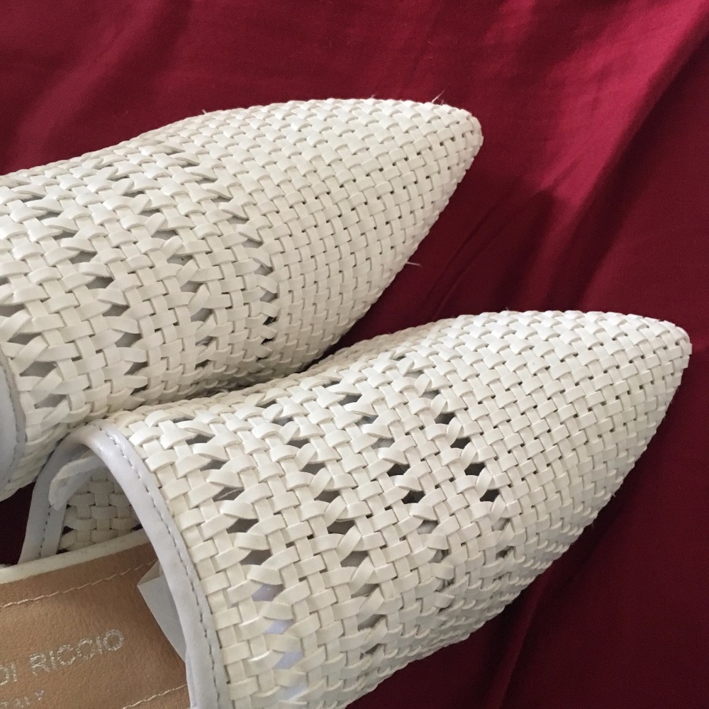 Made in Italy pointed toe woven leather mules NWT